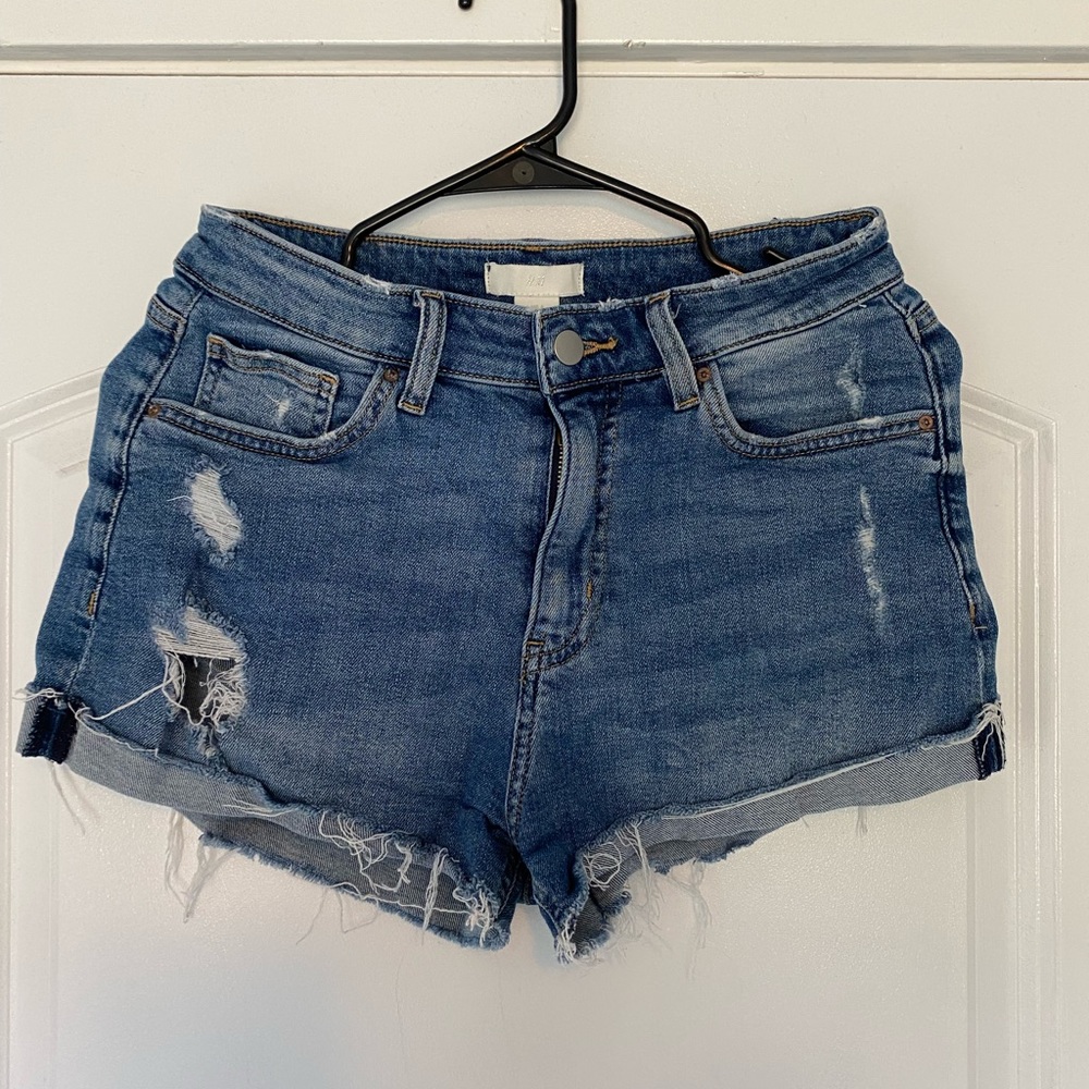 NEED TO SELL ASAP!!! Denim shorts. H&M